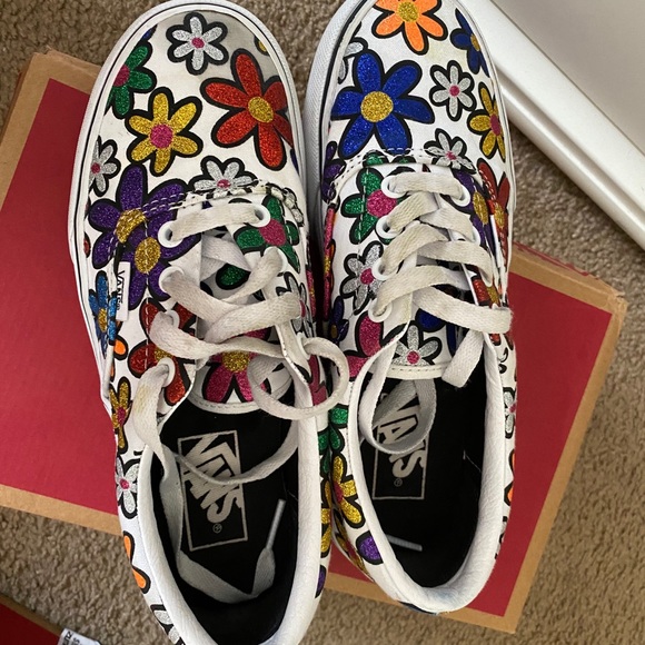 Platform vans - Picture 4 of 7